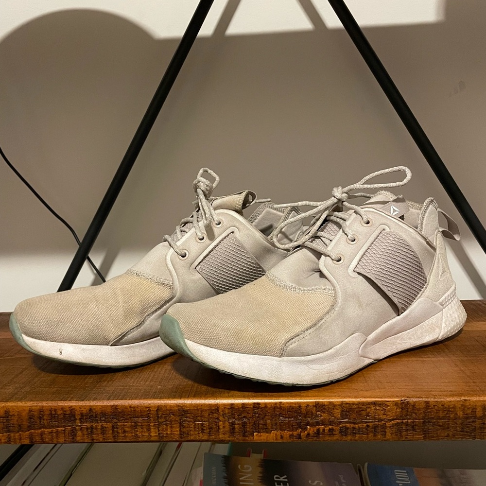 Reebok Tennis Shoes